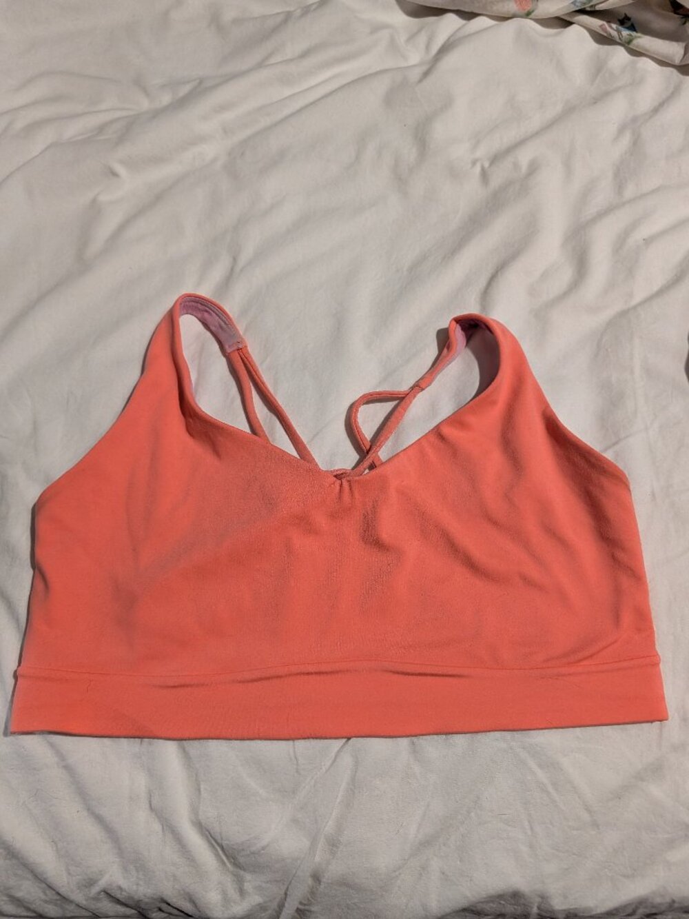 Athleta Solace sports bra size L for D/DD cups